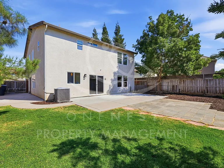 2708 Woodfield Way — Photo 39