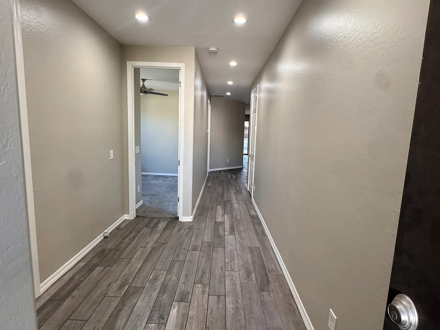 S 78th Dr, Phoenix — Photo 3