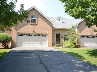 7103 Clubview Dr, Bridgeville, PA 15017