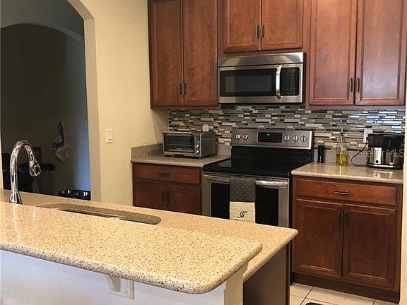 5th image of 3010 Thornton Dr
