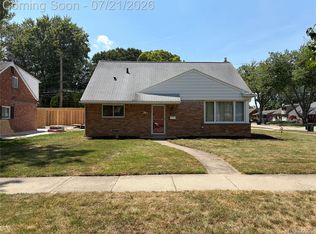 747 Jamaica Dr, Troy, MI 48083