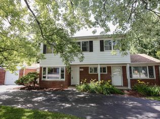 1624 Carol St, Downers Grove, IL 60515