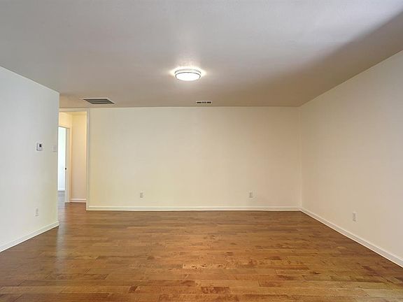 5th image of 3441 Cherrywood Ln