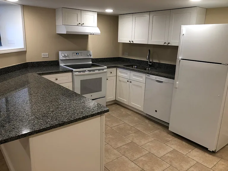 3920 N Hamilton Ave #G — Photo 4