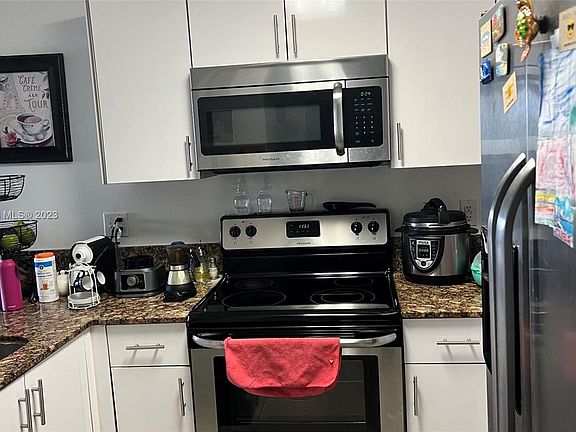 4th image of 2300 NW 7th St #303