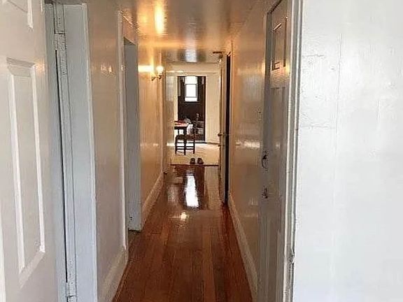 2nd image of 17 George St