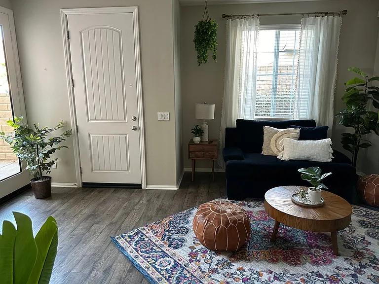 418 Stratus Ln #4 — Photo 3