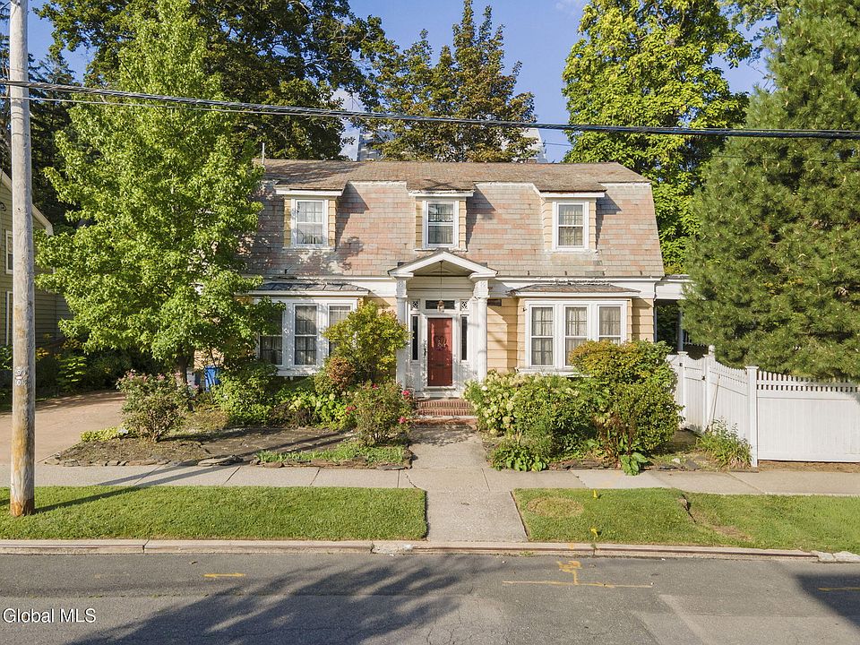 1st image of 919 Myrtle Avenue
