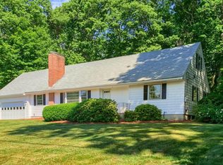 12 Nipmuc Rd, Paxton, MA 01612