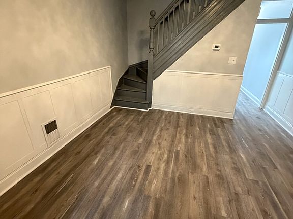 5th image of 2109 E Federal St