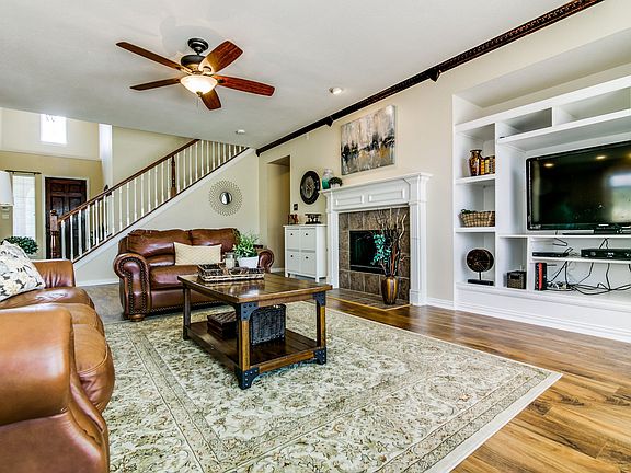2nd image of 8206 Salzburg Dr