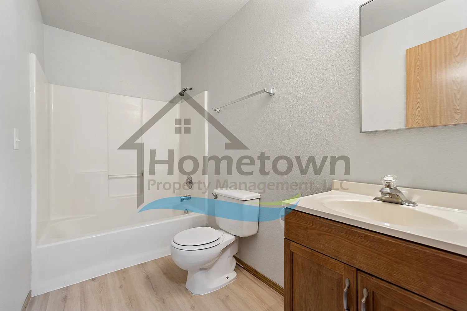 2 bed, 960 sqft, $1,250 — Photo 2