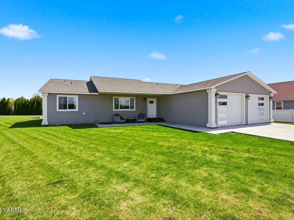 1004 6th Ave, Granger, WA 98932