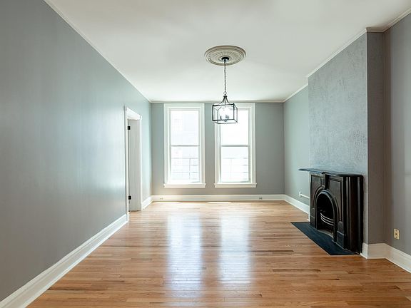 5th image of 124 W 6th St APT C