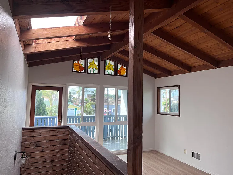 241 La Veta Ave — Photo 23