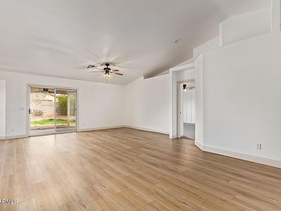 3rd image of 40427 N ORKNEY Way