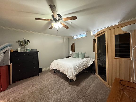 5th image of 1715 Summit St #202