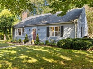 30 Hampshire Rd #30, Madison, CT 06443