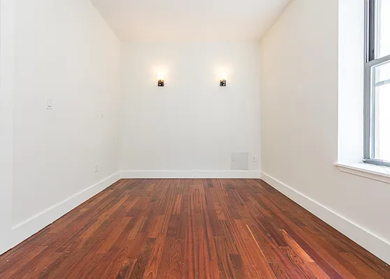 Rented by Nooklyn NYC LLC | media 46