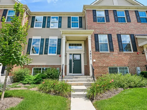 1611 Bentz Way, Batavia, IL 60510