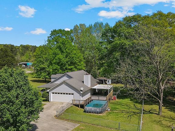 3rd image of 23 Litton Ave