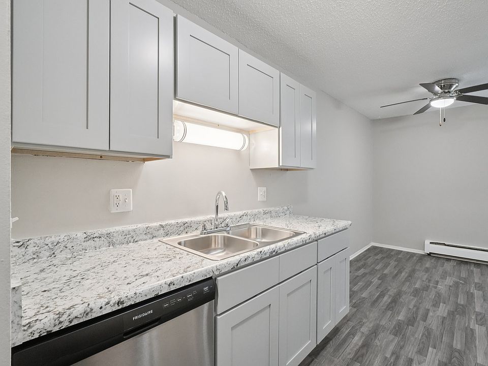 676 N Main St #na, photo 8