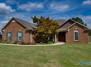 16970 Cumberland Dr, Athens, AL 35613