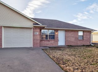 2507 Beverly Ln, Bonham, TX 75418