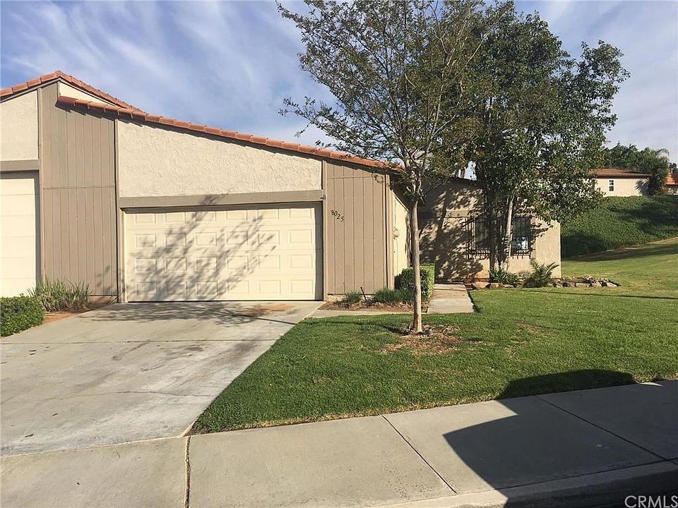 1st image of 8025 Lakeside Dr