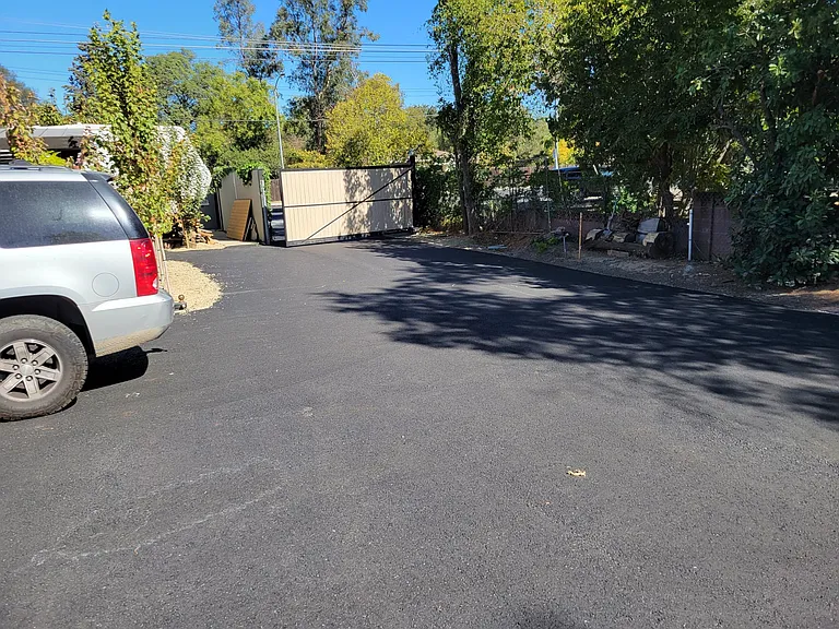Marconi Ave — Photo 6