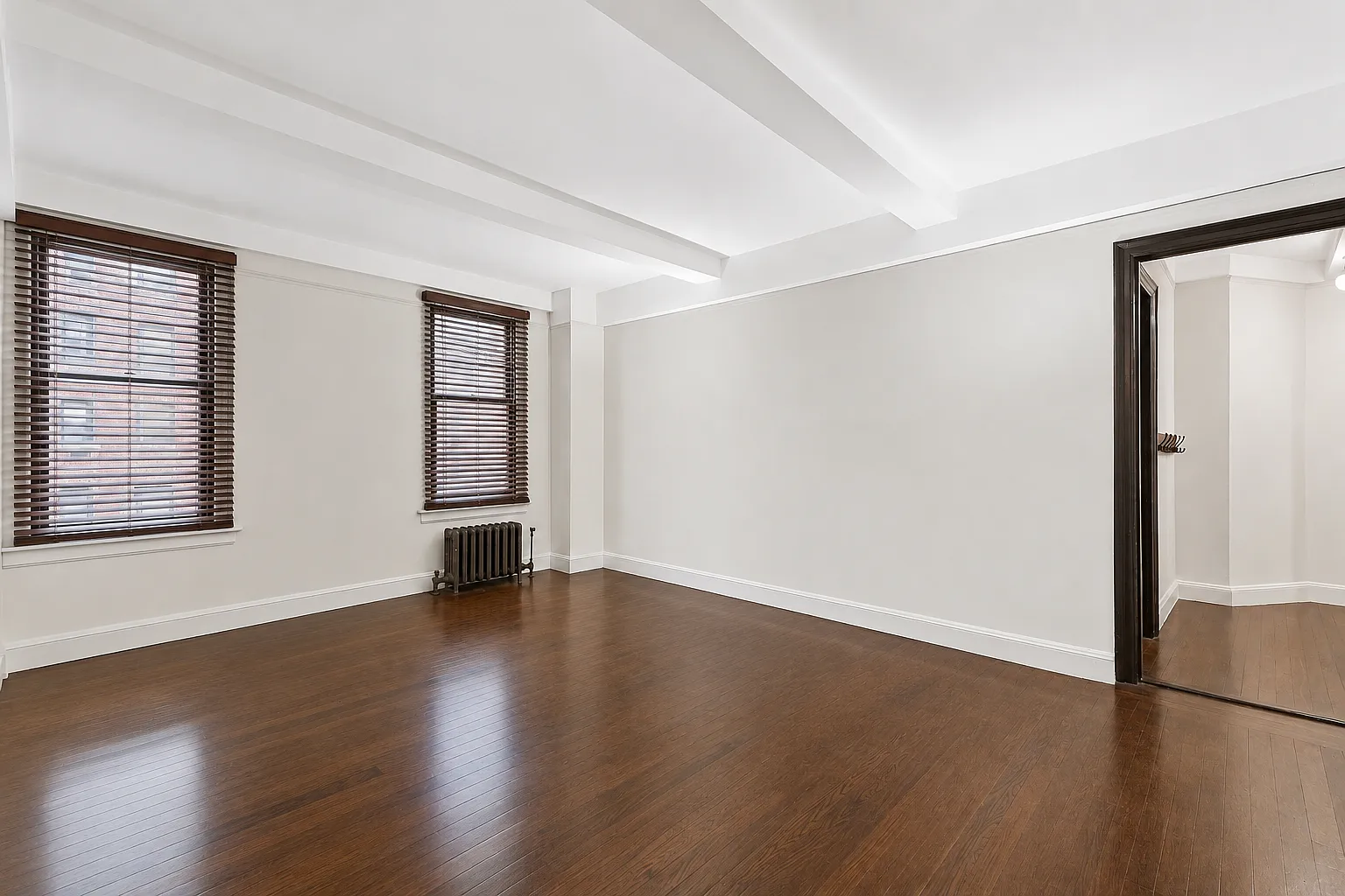 321 East 54th Street — Photo 2