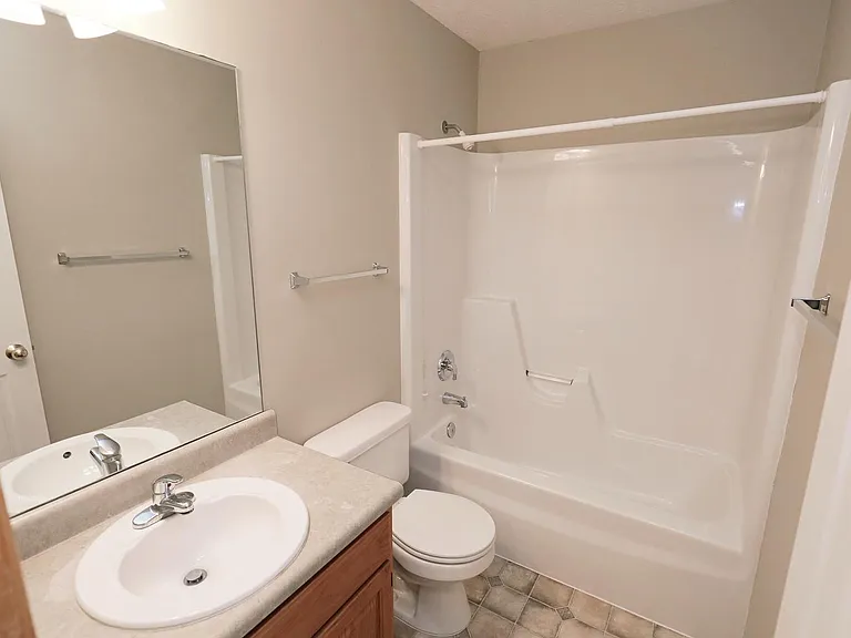 6907 Naples Dr — Photo 20