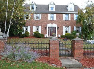 6990 Berkshire Dr, Export, PA