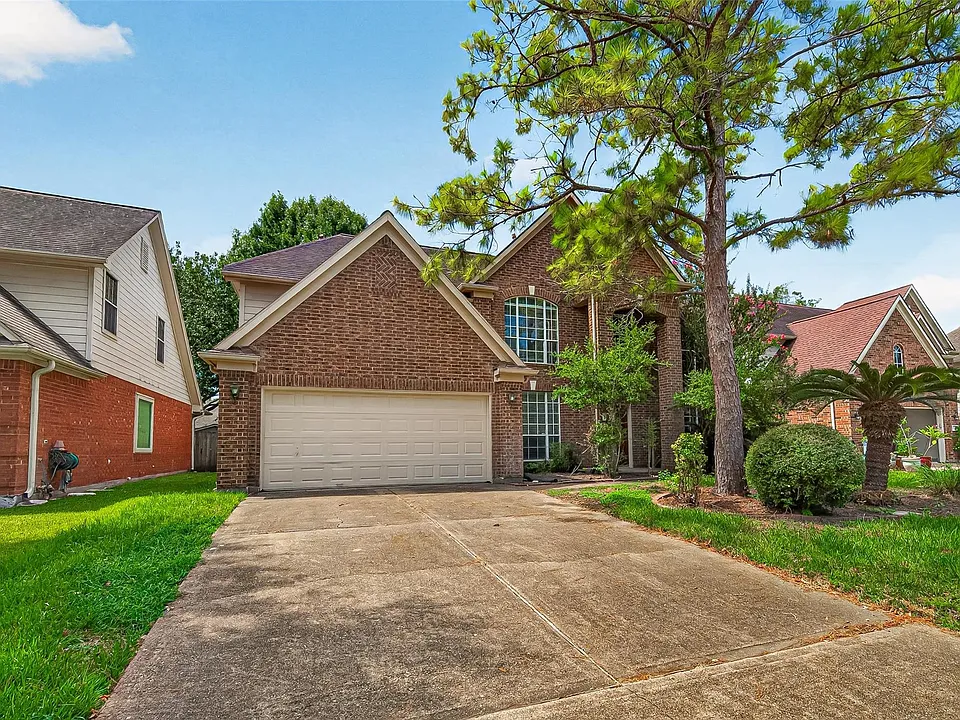 18515 Autumn Park Dr