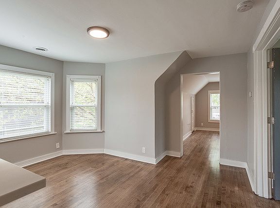 5th image of 524 Hannah Ave #2