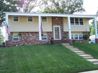 45 Brookwood Pkwy, Jackson, NJ
