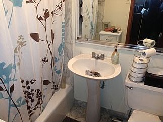 5th image of 158 W 75th St APT 1B