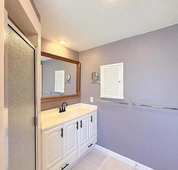 2055 Hyatt Dr — Photo 20