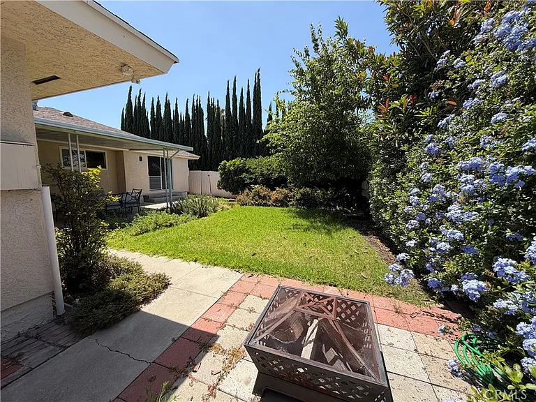 2680 N Canal St — Photo 44