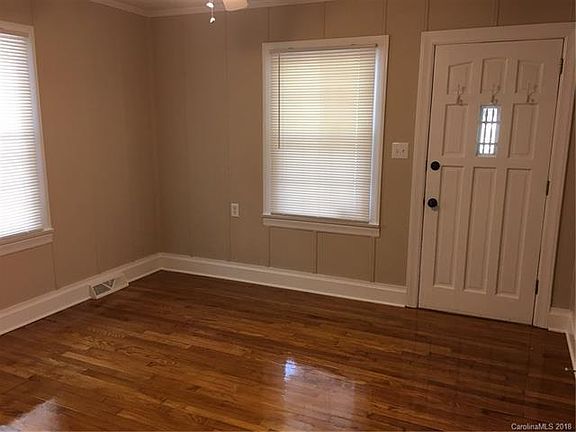 2nd image of 209 W Lee Ave