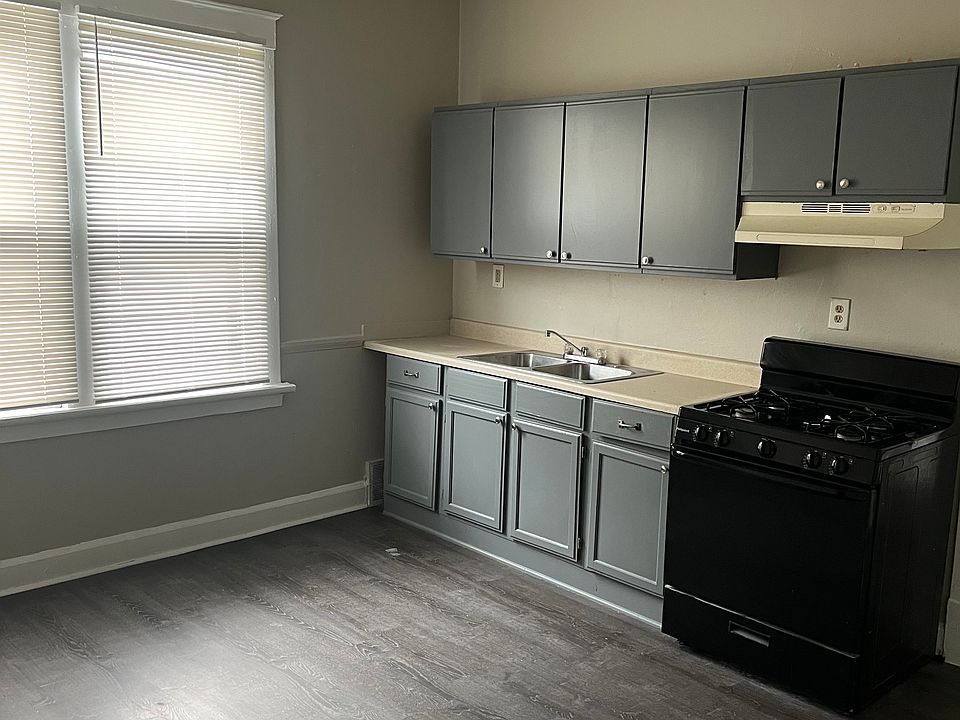 1st image of 1218 W Madison St #2