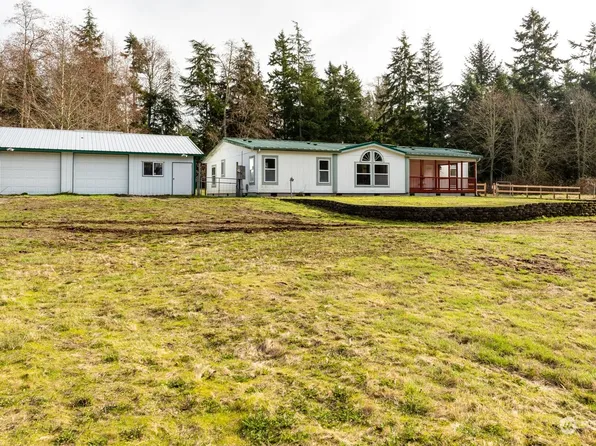 4150 Hollydale Lane, Oak Harbor, WA 98277