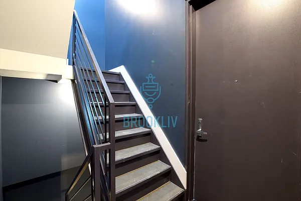 Rented by null | media 31