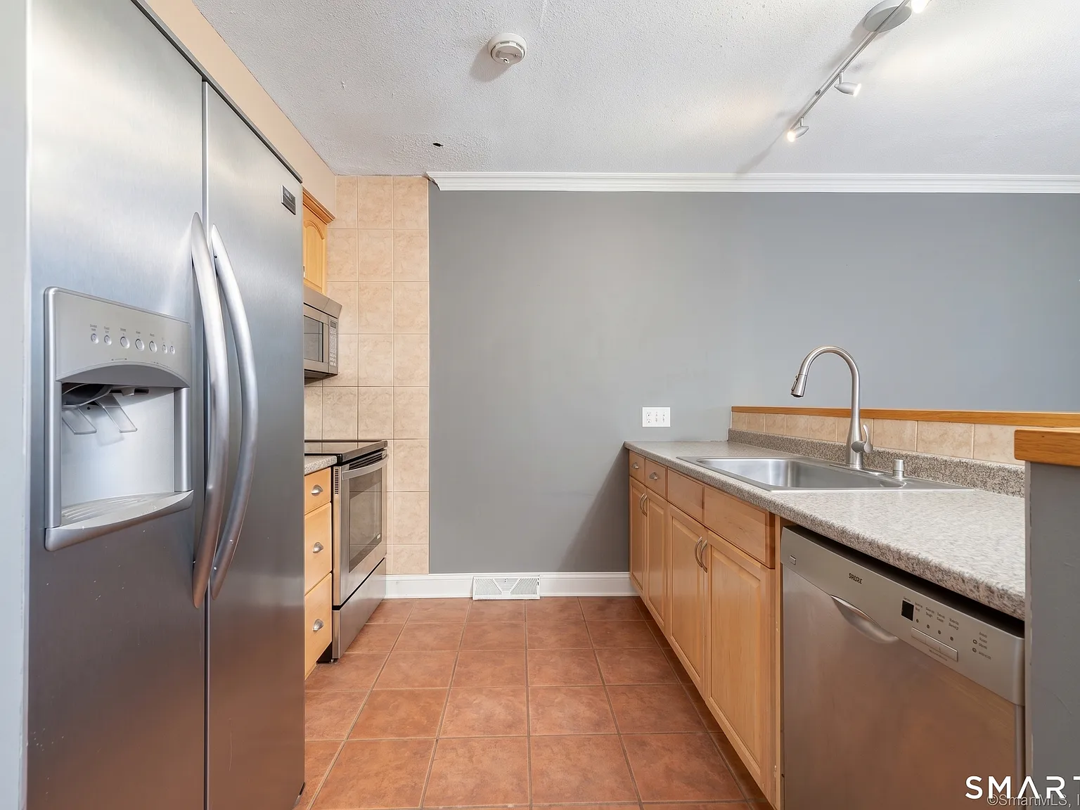 Orangewood West,Orangewood West Condominiums — Photo 4