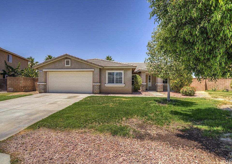 2nd image of 48043 San Jacinto Ln