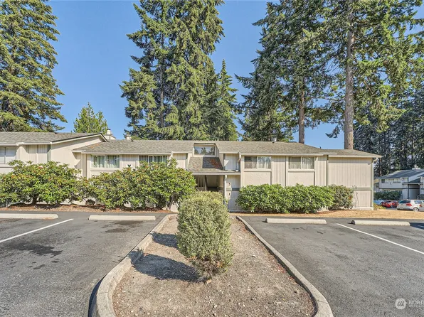 418 S 325th Place #X2, Federal Way, WA 98003