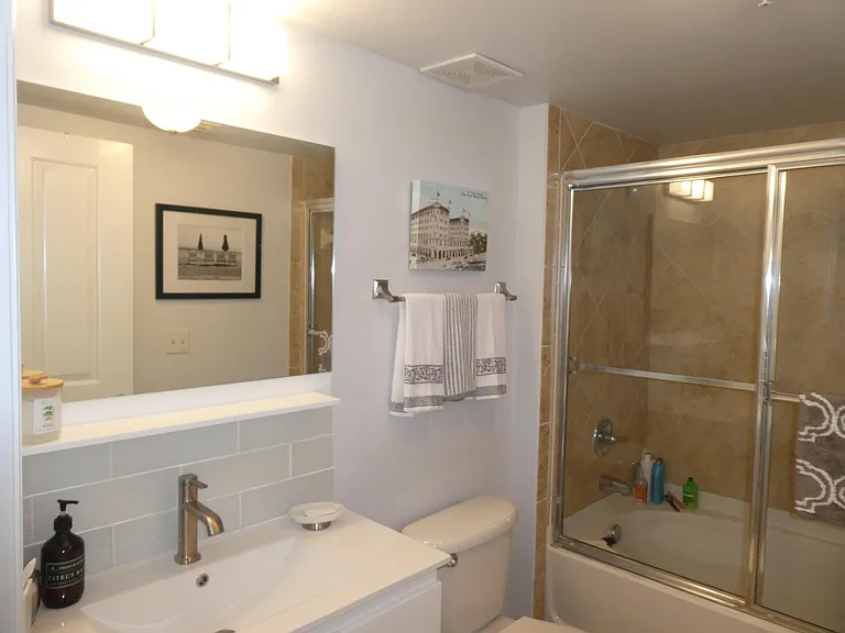 600 S Dixie Hwy #752 — Photo 14