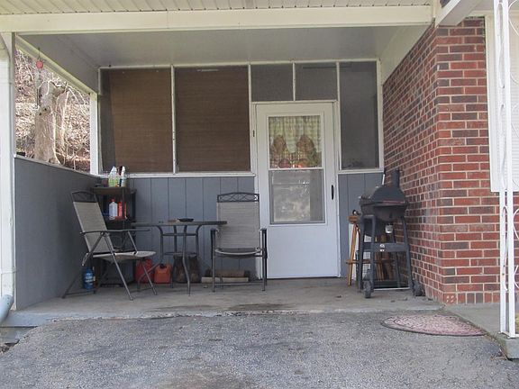 3rd image of 420 Bertha Wallace Dr
