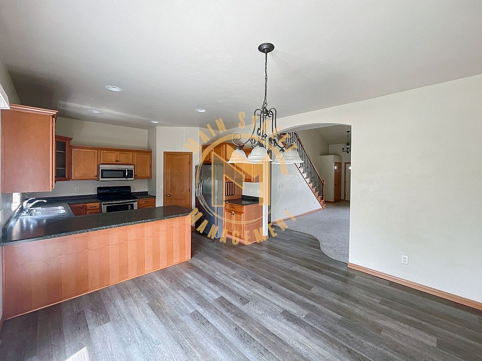 1st image of 2068 River Point Ct #2070