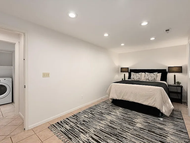 3242 Grovewood Dr — Photo 24